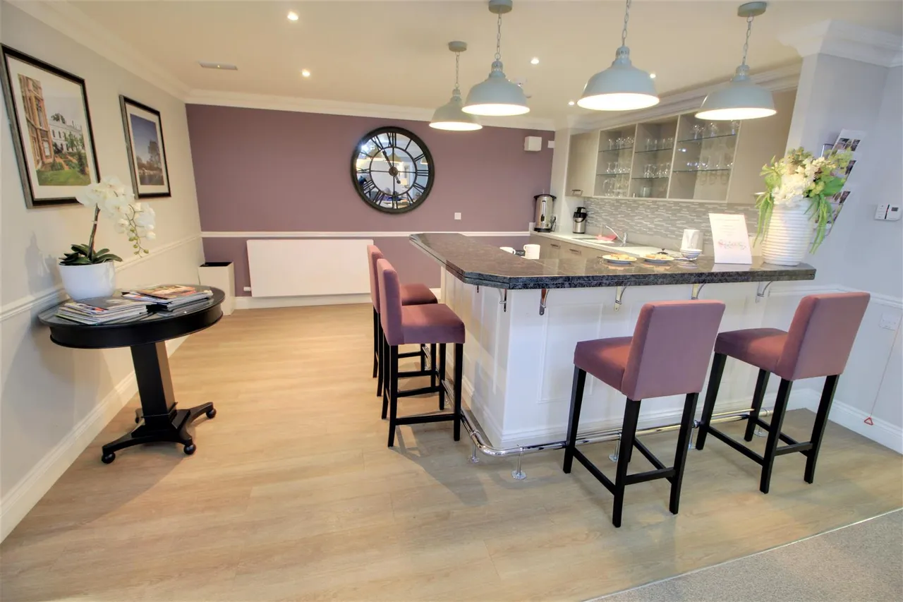 Denmark Road, Carshalton, SM5, photo 10
