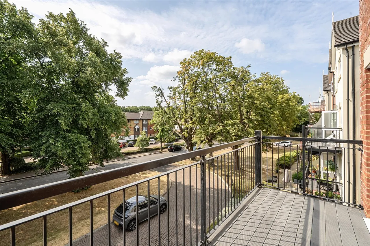 Denmark Road, Carshalton, SM5, photo 4