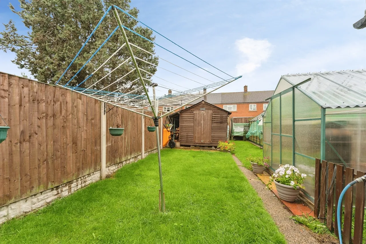 Mallory Road, Whitby, CH65, photo 17