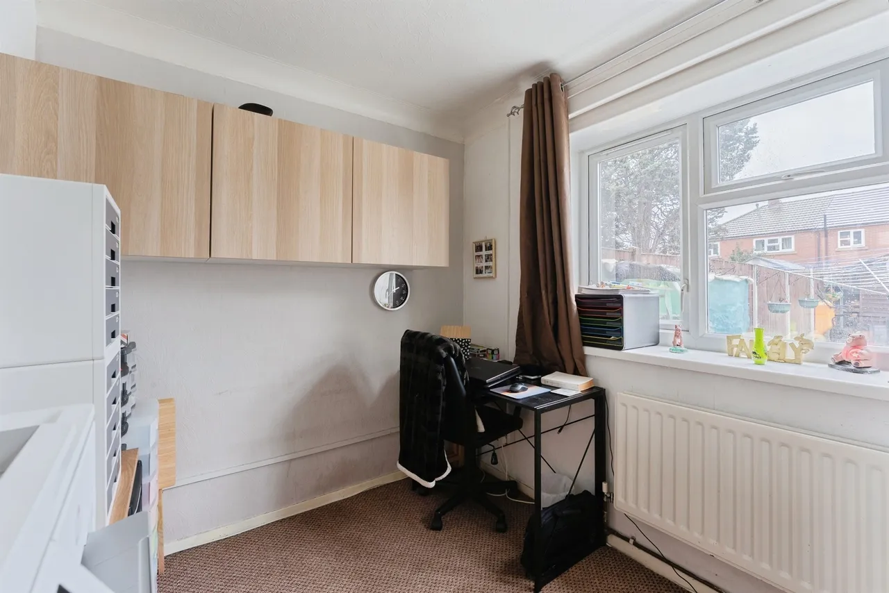 Mallory Road, Whitby, CH65, photo 7