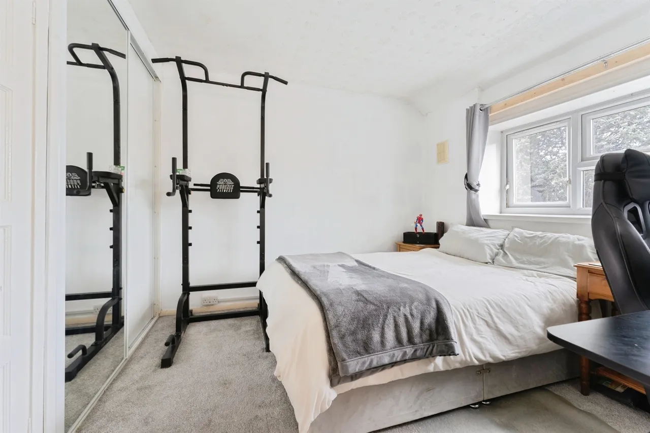 Mallory Road, Whitby, CH65, photo 12