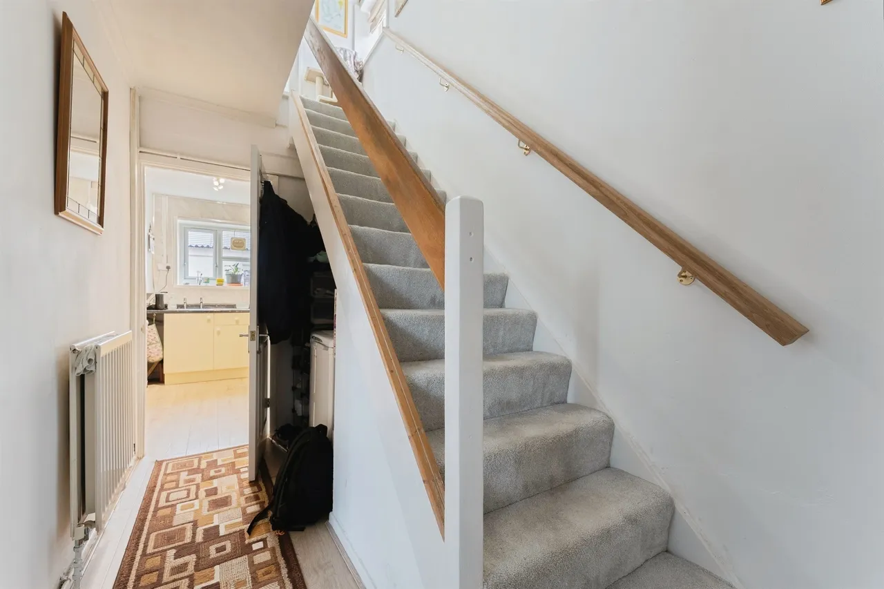 Mallory Road, Whitby, CH65, photo 8