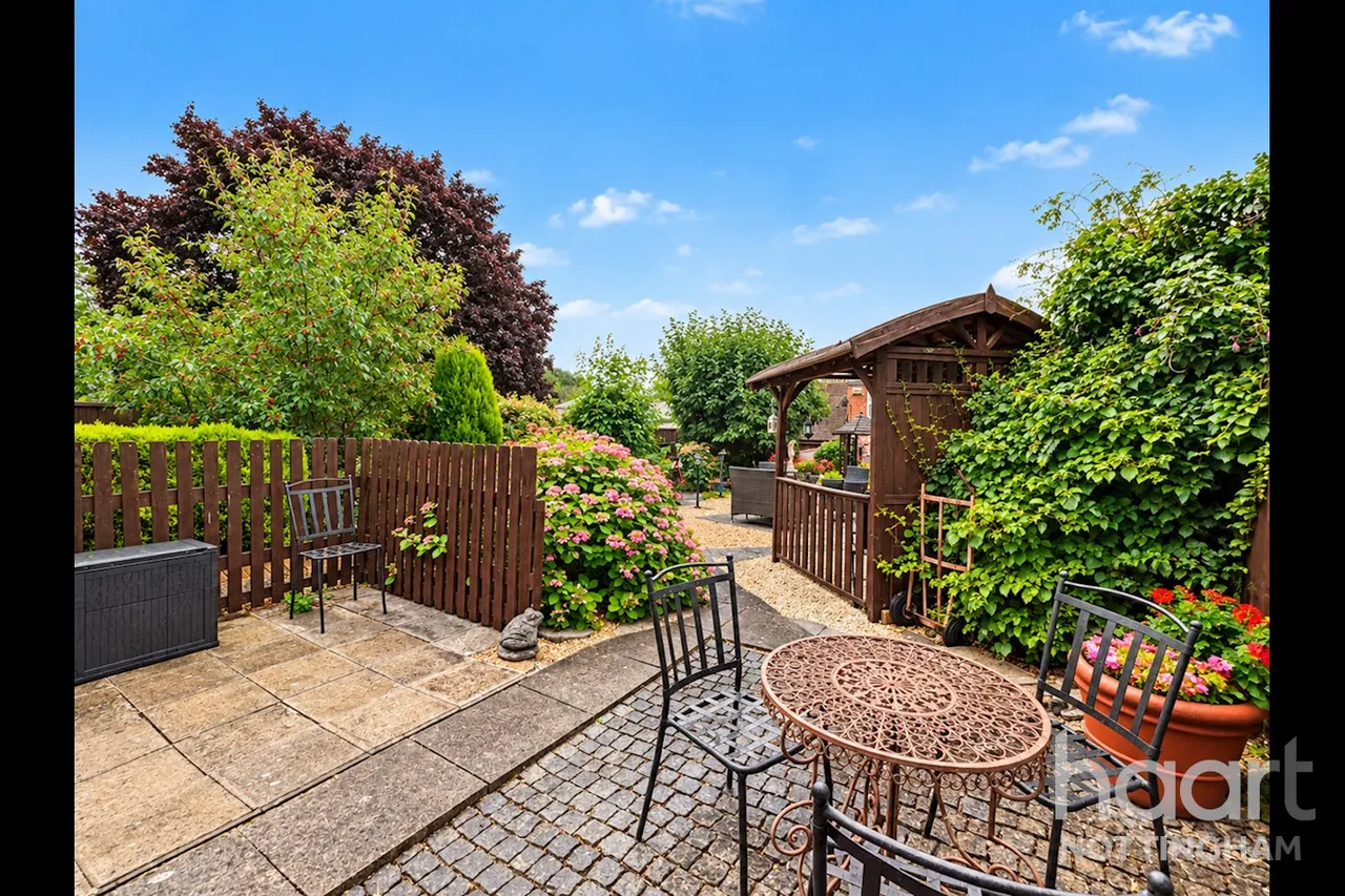 Village Road, Nottingham, NG11, photo 12