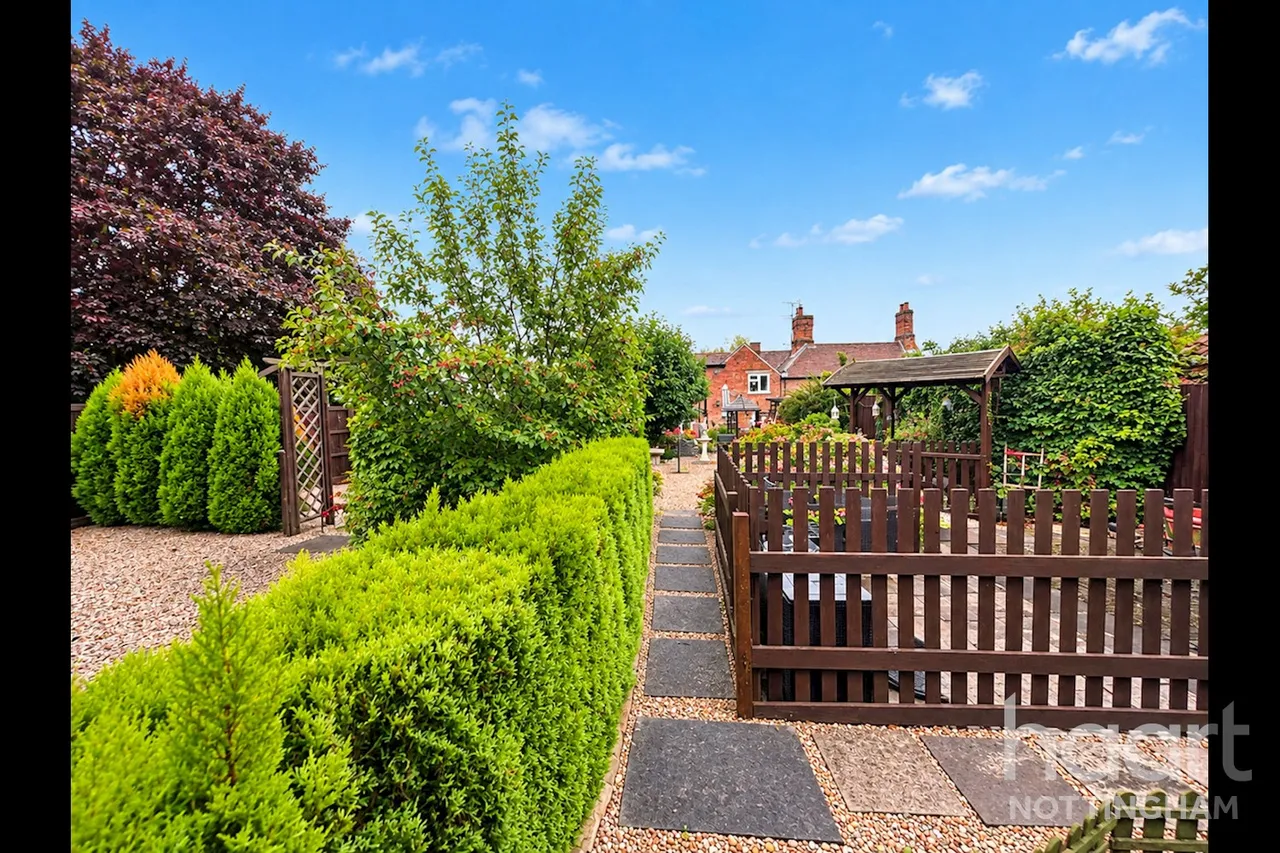 Village Road, Nottingham, NG11, photo 13