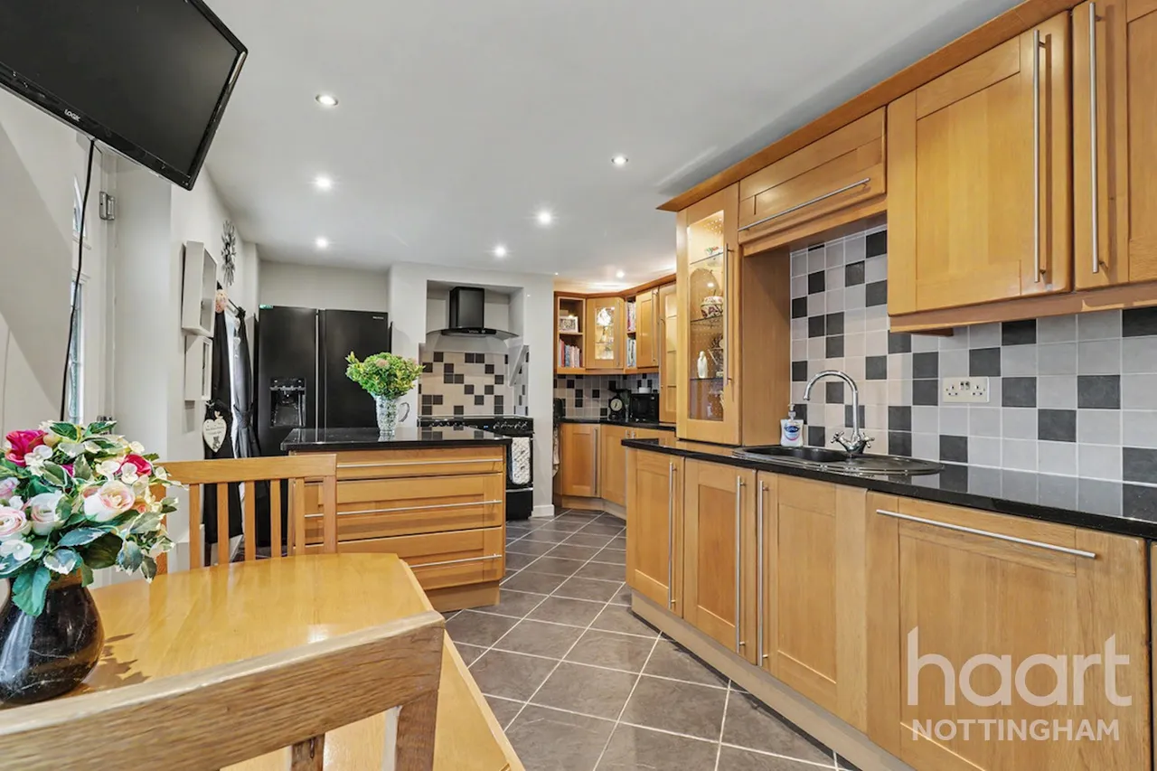 Village Road, Nottingham, NG11, photo 3