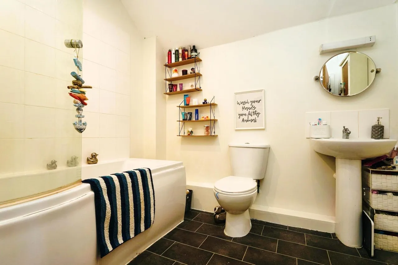 The Quarry, Dursley, GL11, photo 9