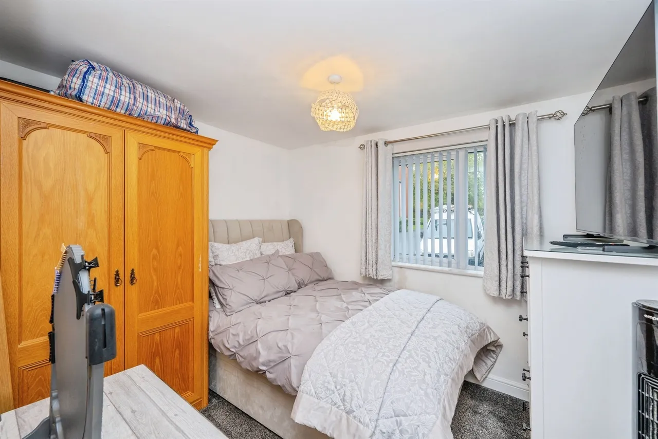Blackberry Avenue, Lichfield, WS14, photo 10