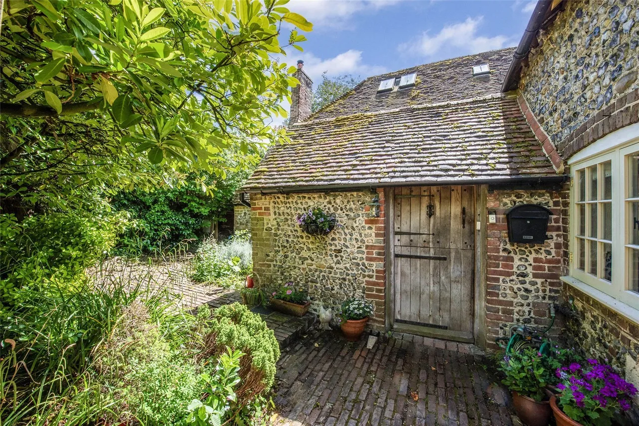 Lake Lane, Barnham, PO22, photo 16