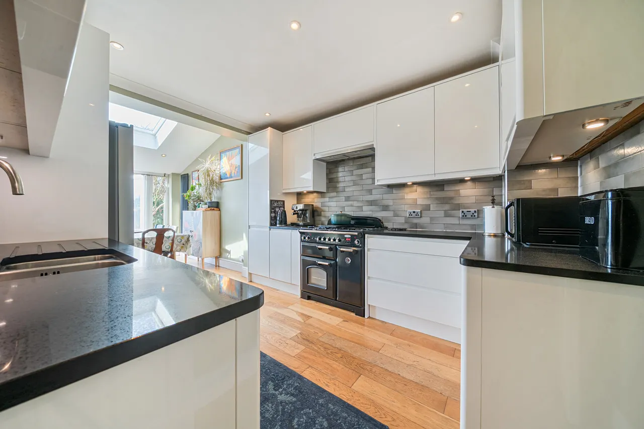 Camdale Road, SE18, photo 13