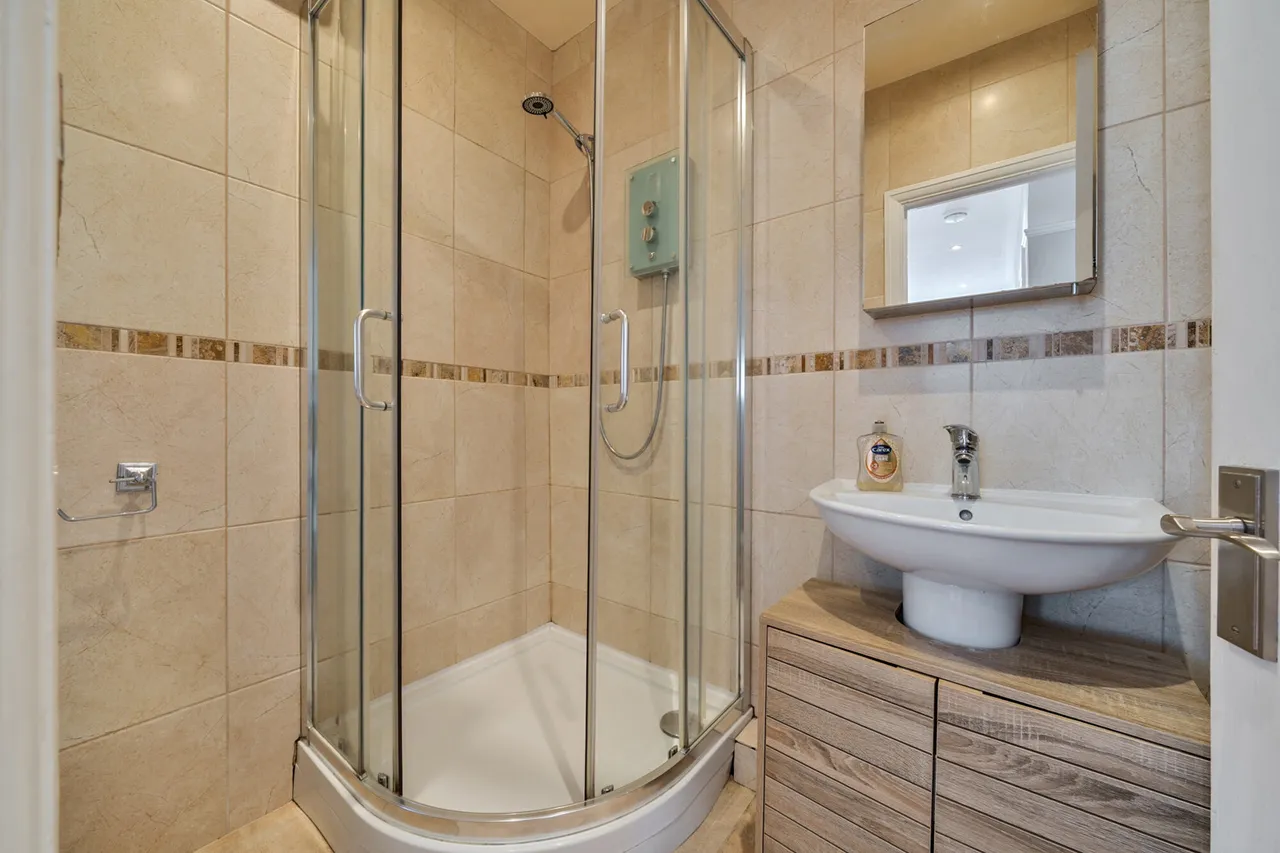 Camdale Road, SE18, photo 21