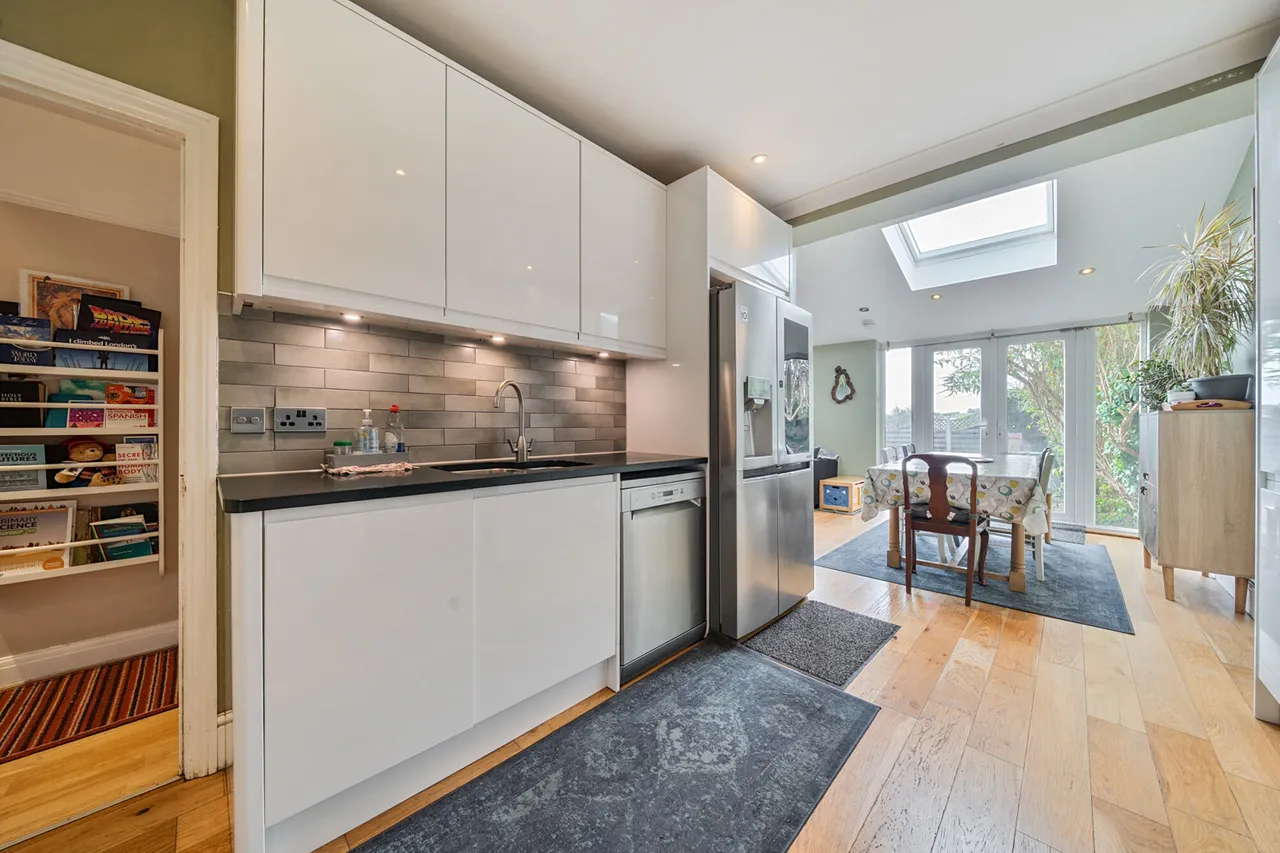 Camdale Road, SE18, photo 15
