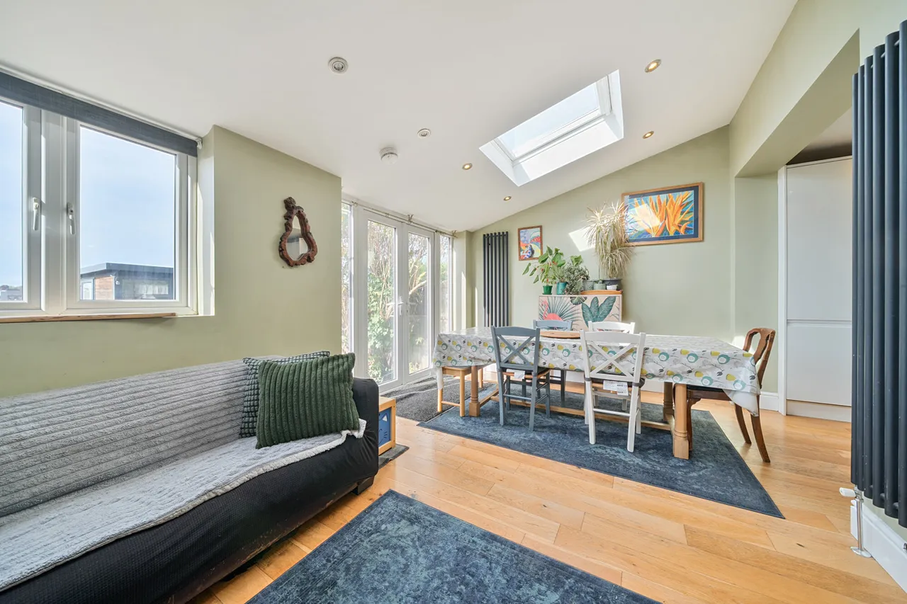 Camdale Road, SE18, photo 9