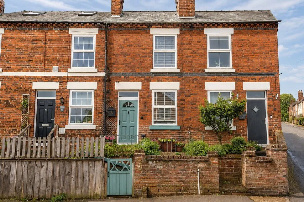 2 bed house for sale, Chapel Street, Kilburn, DE56