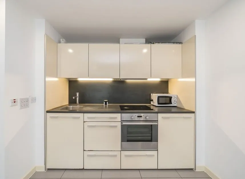 Union Lane, Isleworth, TW7, photo 3