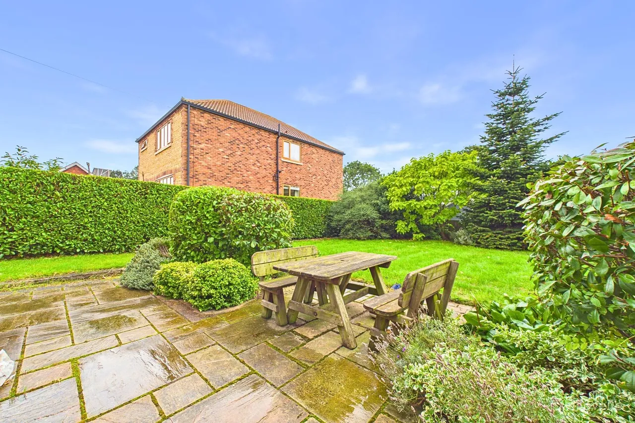 Ferry Lane, Winteringham, DN15, photo 33