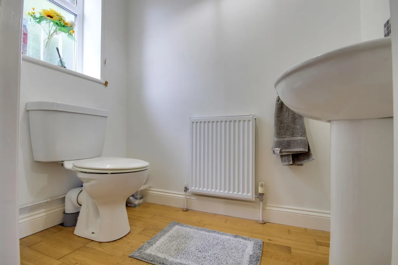 Clovelly Road, Bideford, EX39, photo 14