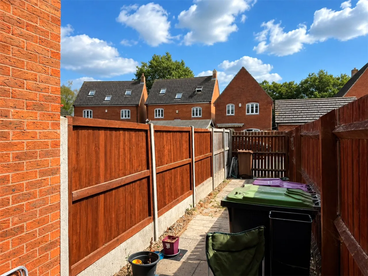 Tall Pines Road, Witham St. Hughs, LN6, photo 5
