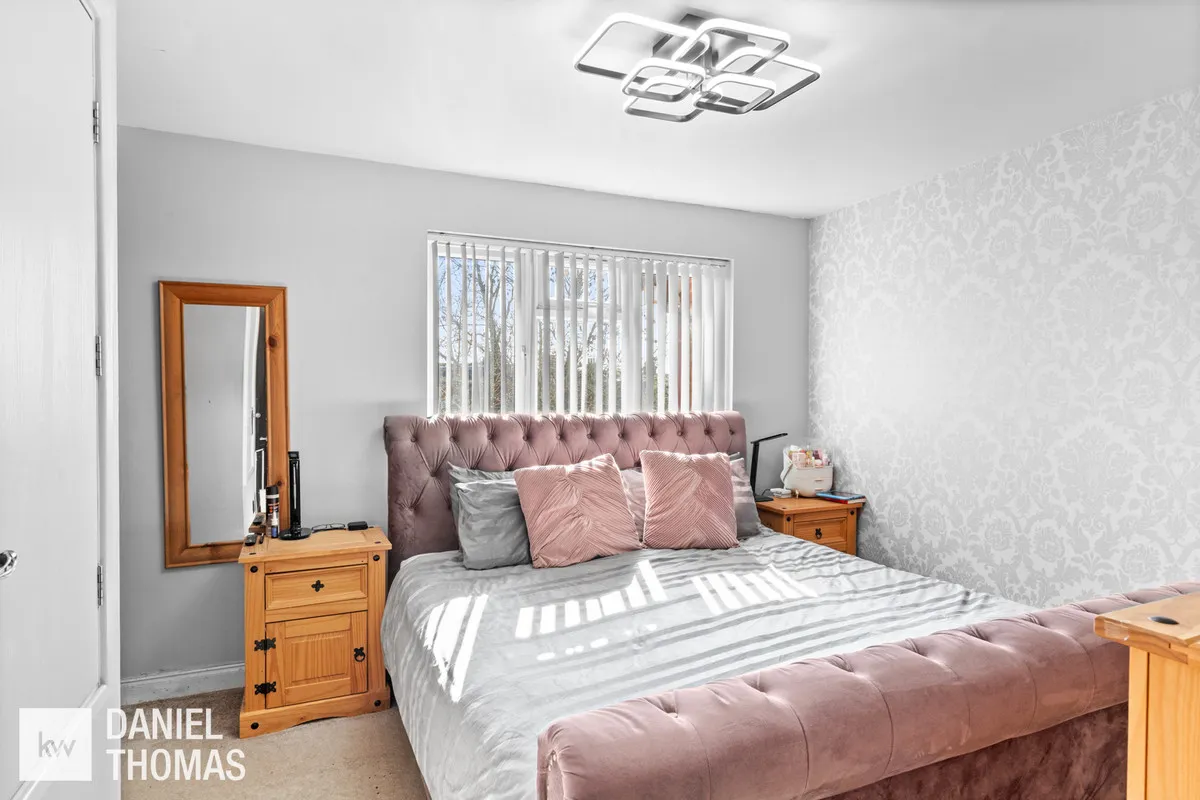 Daniel Thomas, Windsor Wood, EN9, photo 10
