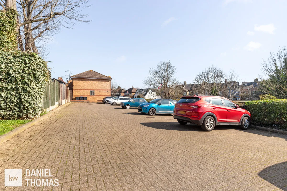 Daniel Thomas, Windsor Wood, EN9, photo 18