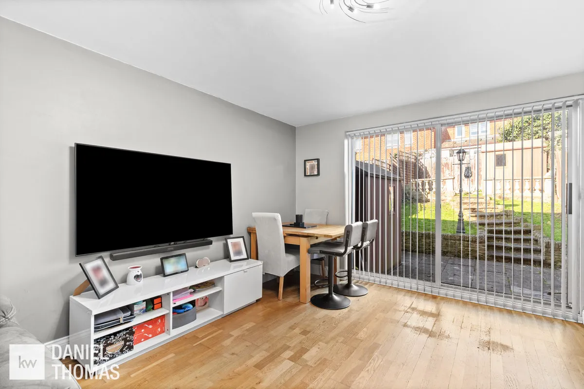 Daniel Thomas, Windsor Wood, EN9, photo 2
