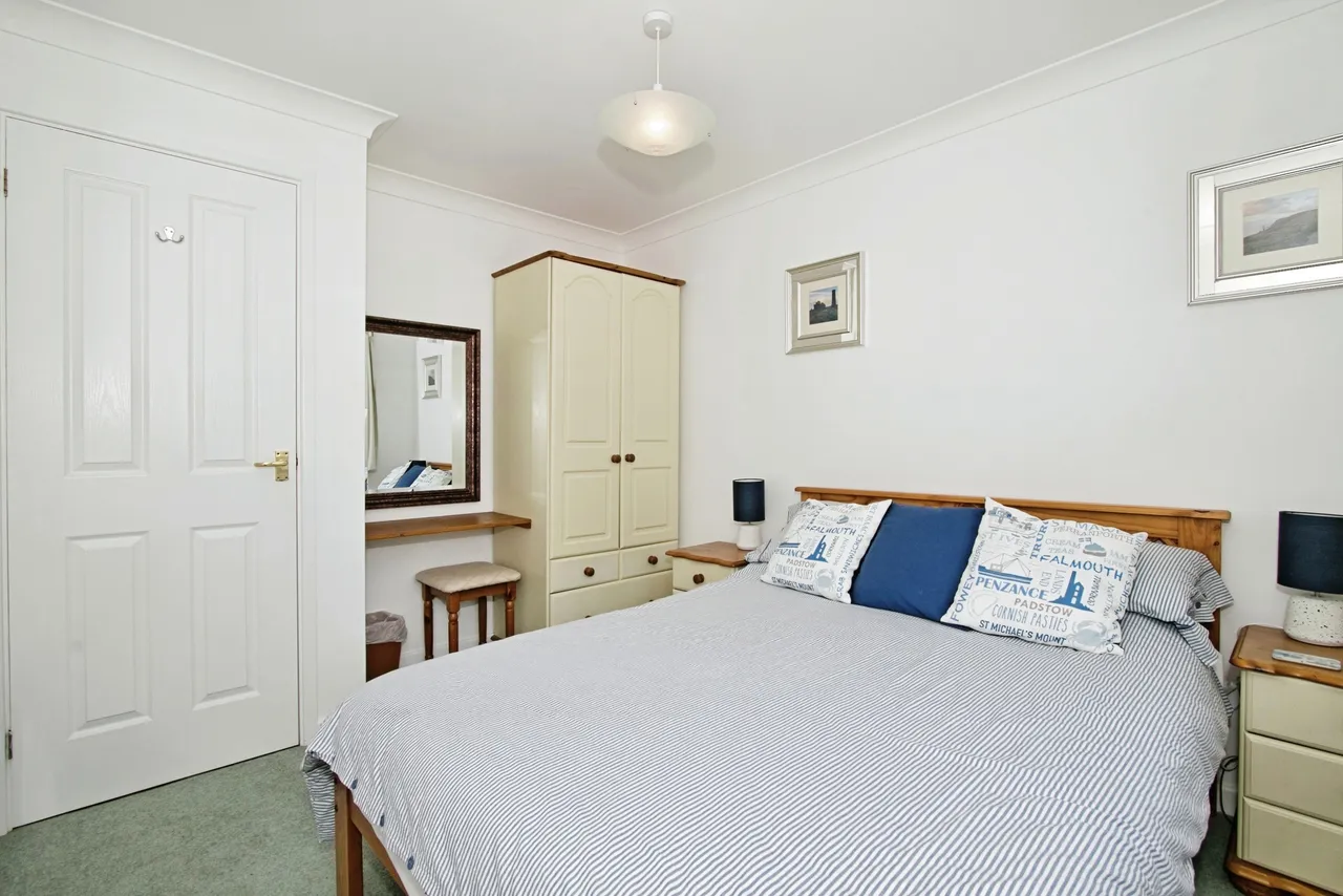 Pendra Loweth, Goldenbank, TR11, photo 12