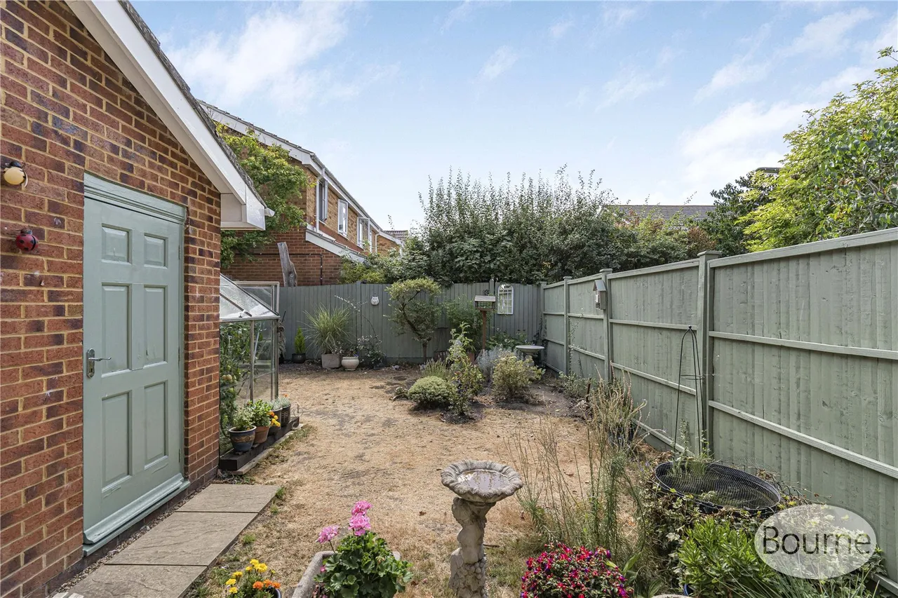 Lincoln Close, Ash Vale, GU12, photo 20