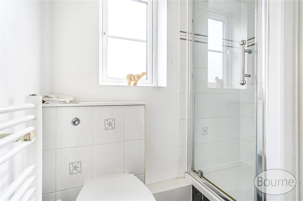 Lincoln Close, Ash Vale, GU12, photo 8