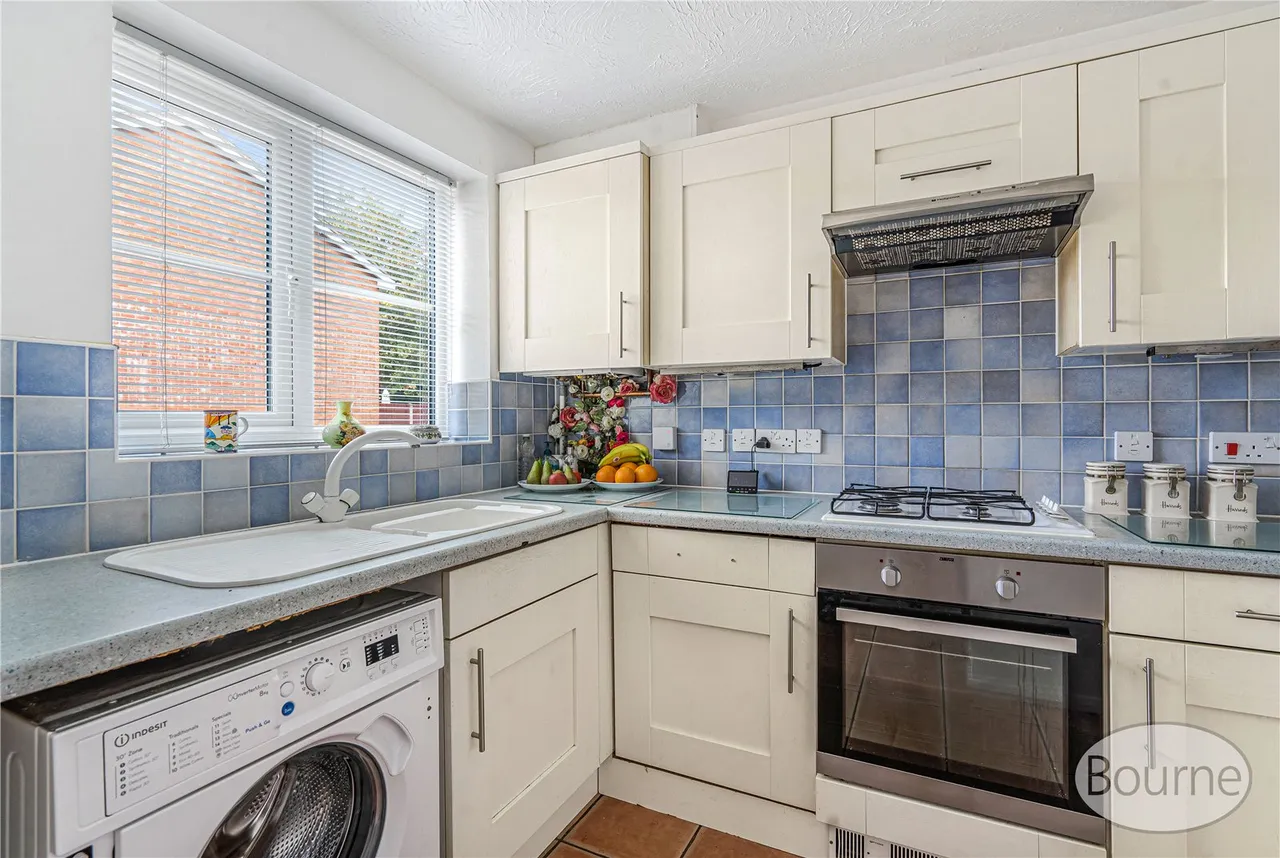 Lincoln Close, Ash Vale, GU12, photo 14