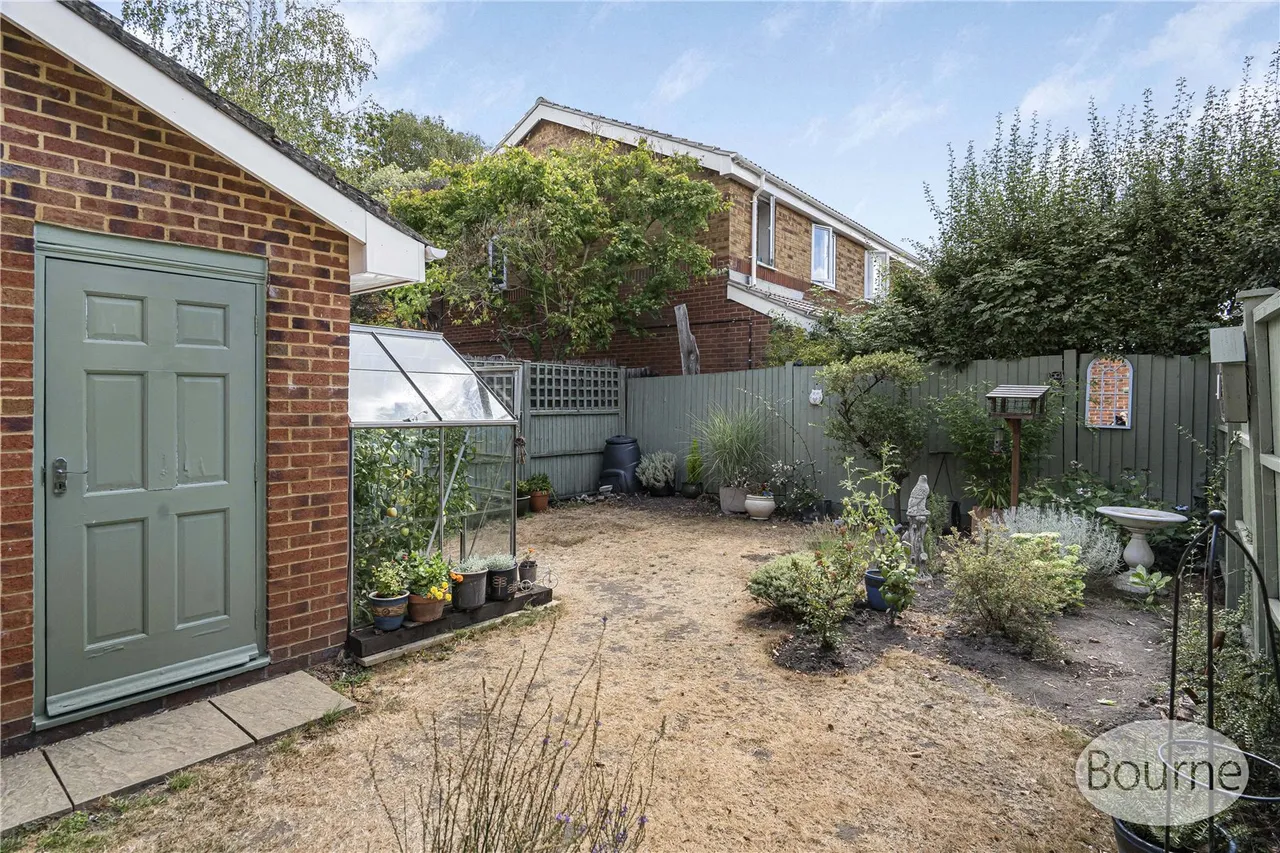 Lincoln Close, Ash Vale, GU12, photo 10