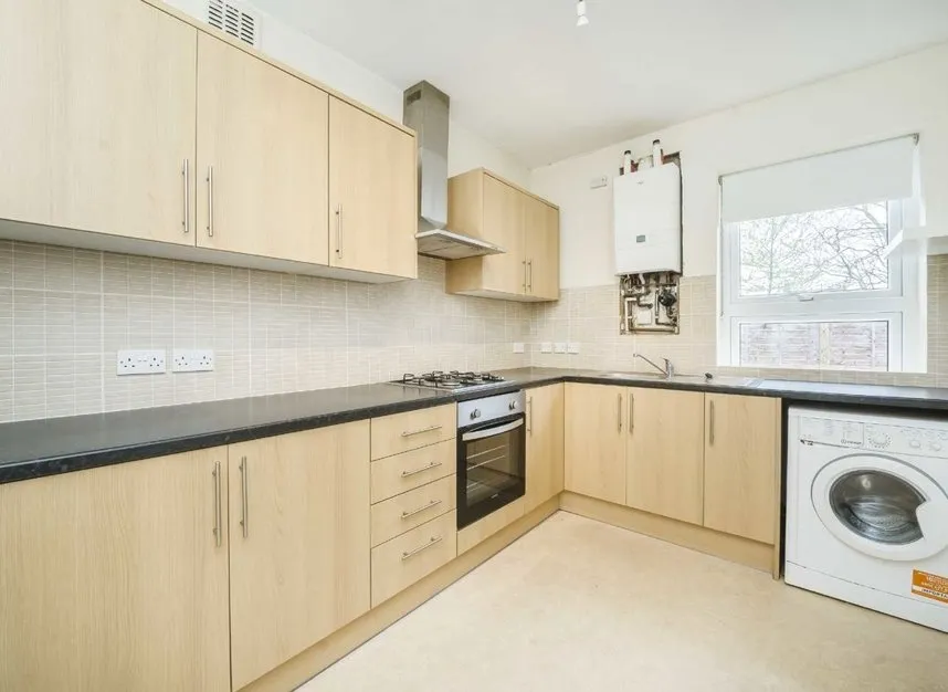 Cumberland Road, Acton, W3, photo 3