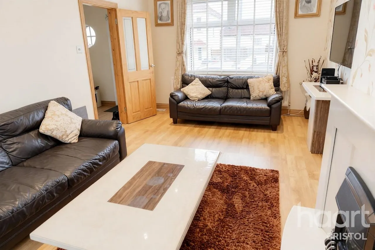 3 bed house to rent, Station Avenue, Fishponds, BS16