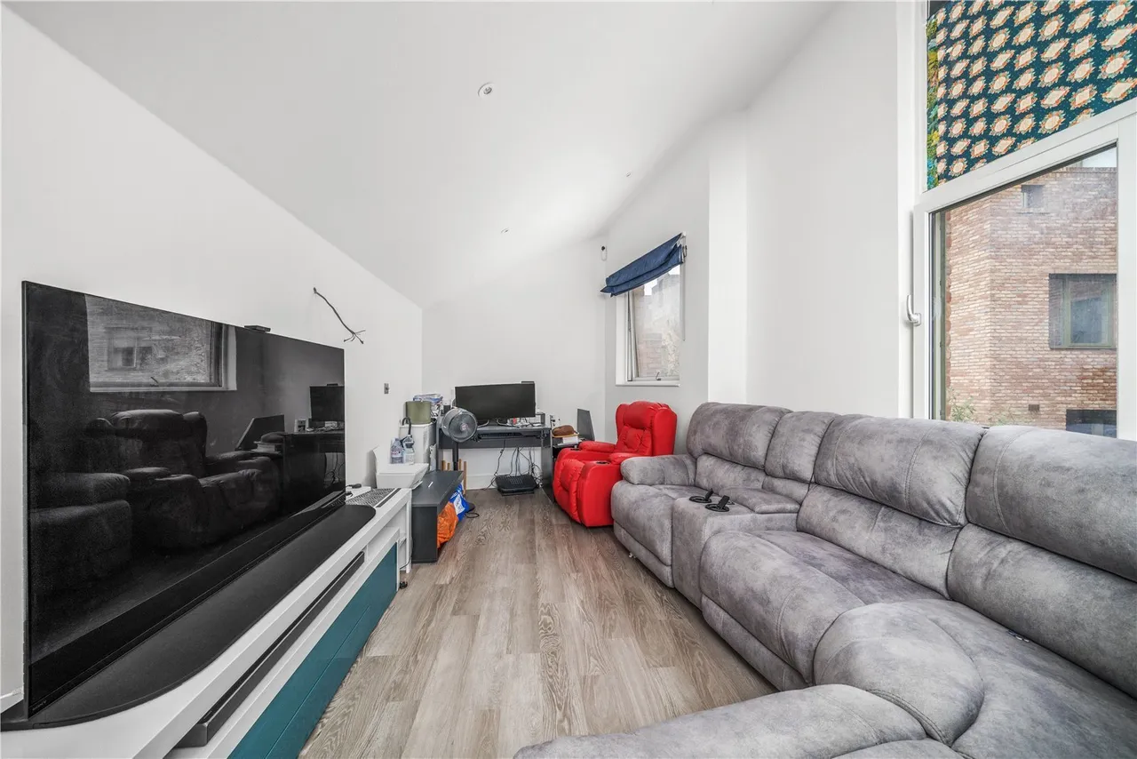 Edgewood Mews, London, N3, photo 2