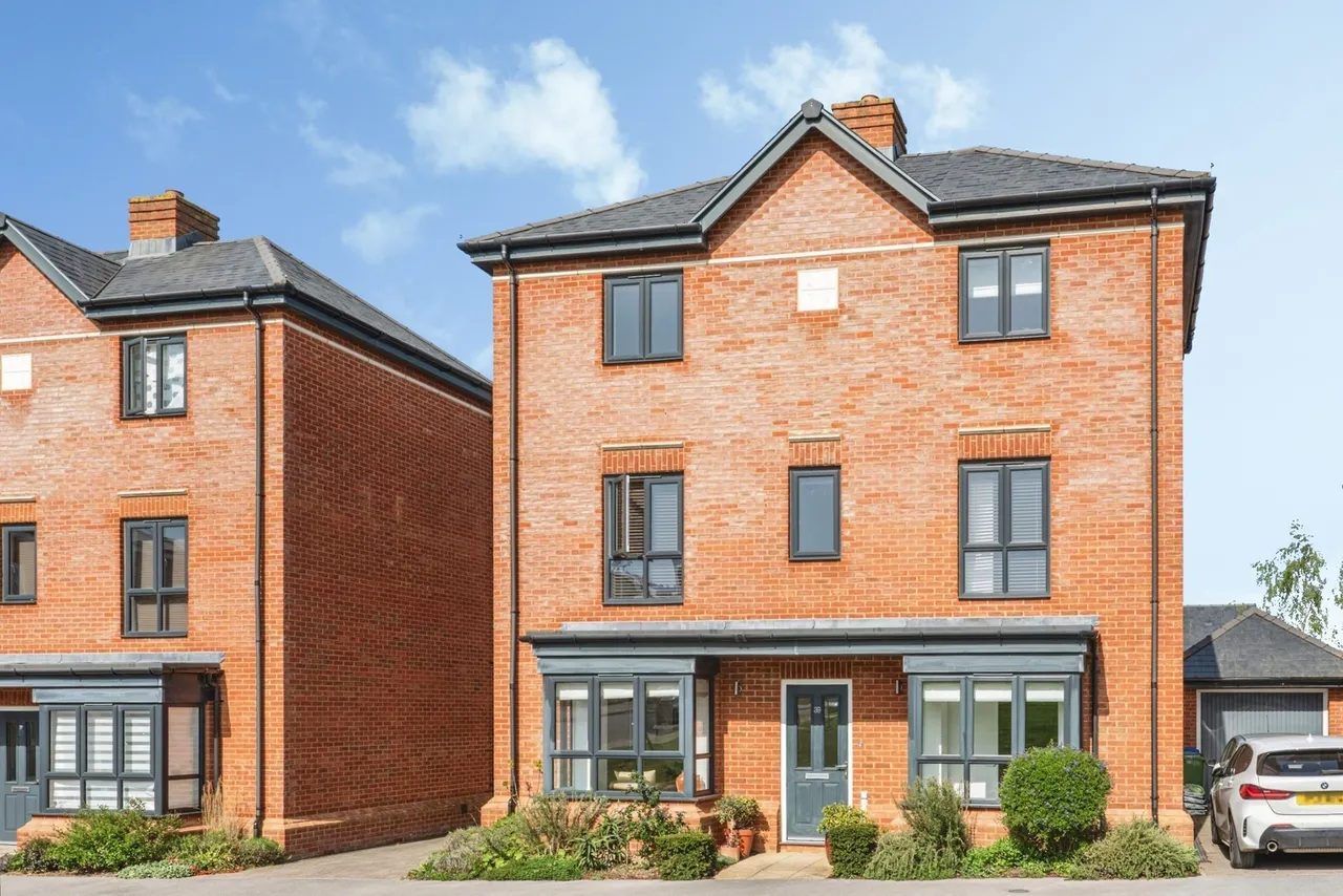 Hospital Road, Wellesley, GU11, photo 8