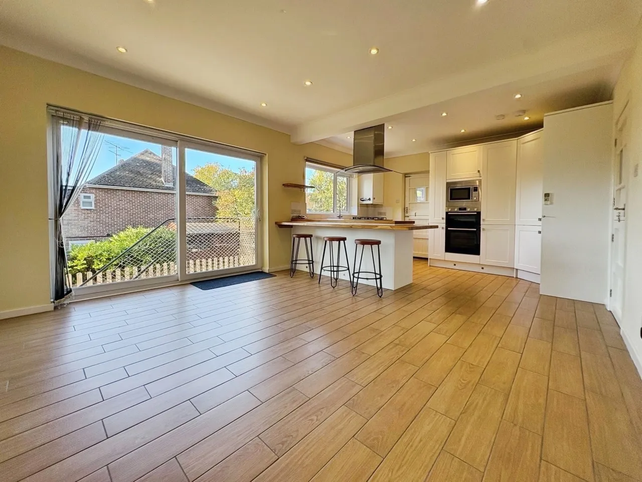 Reading Road South, Fleet, GU52, photo 2
