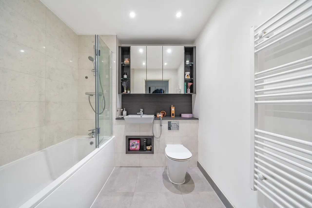Flat 33, Chrome Apartments, Hargrave Drive, Harrow, photo 6