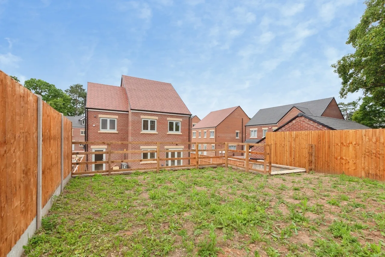 Melton Road, Syston, LE7, photo 2