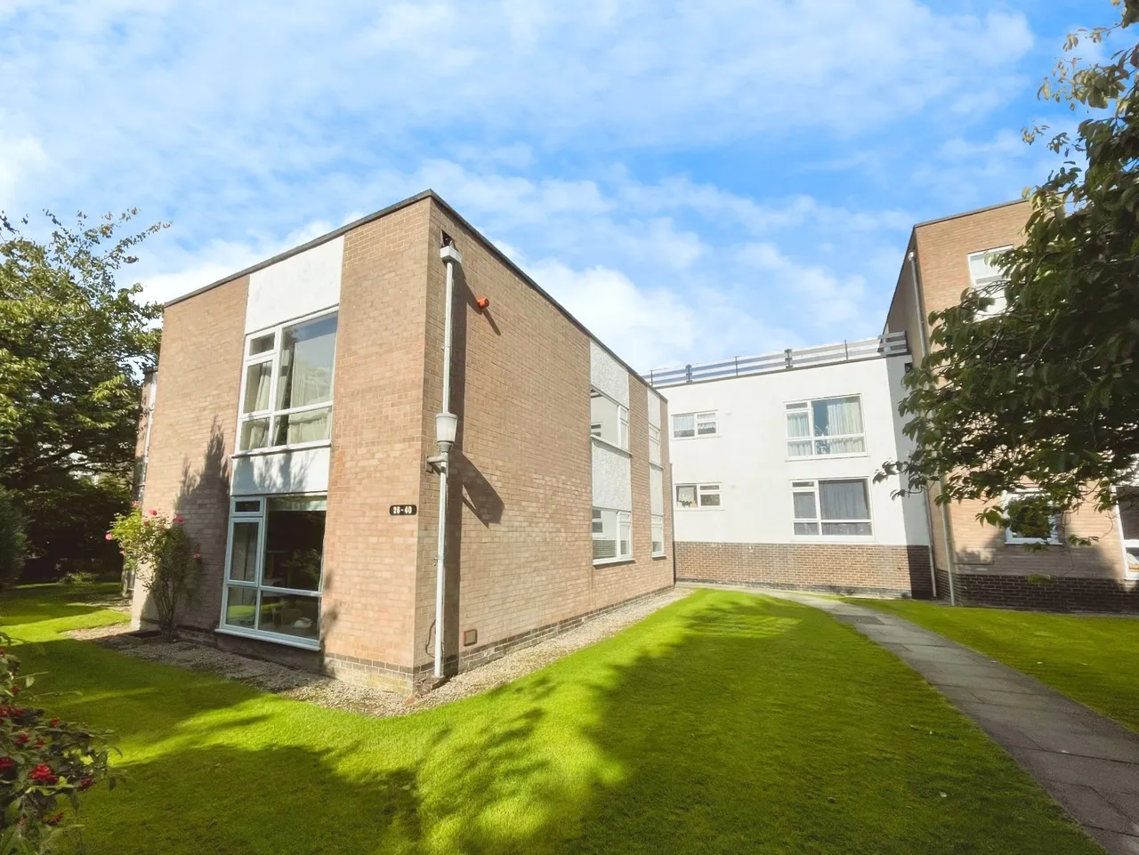 2 bed flat for sale, Wilmslow Road, Fallowfield, M14