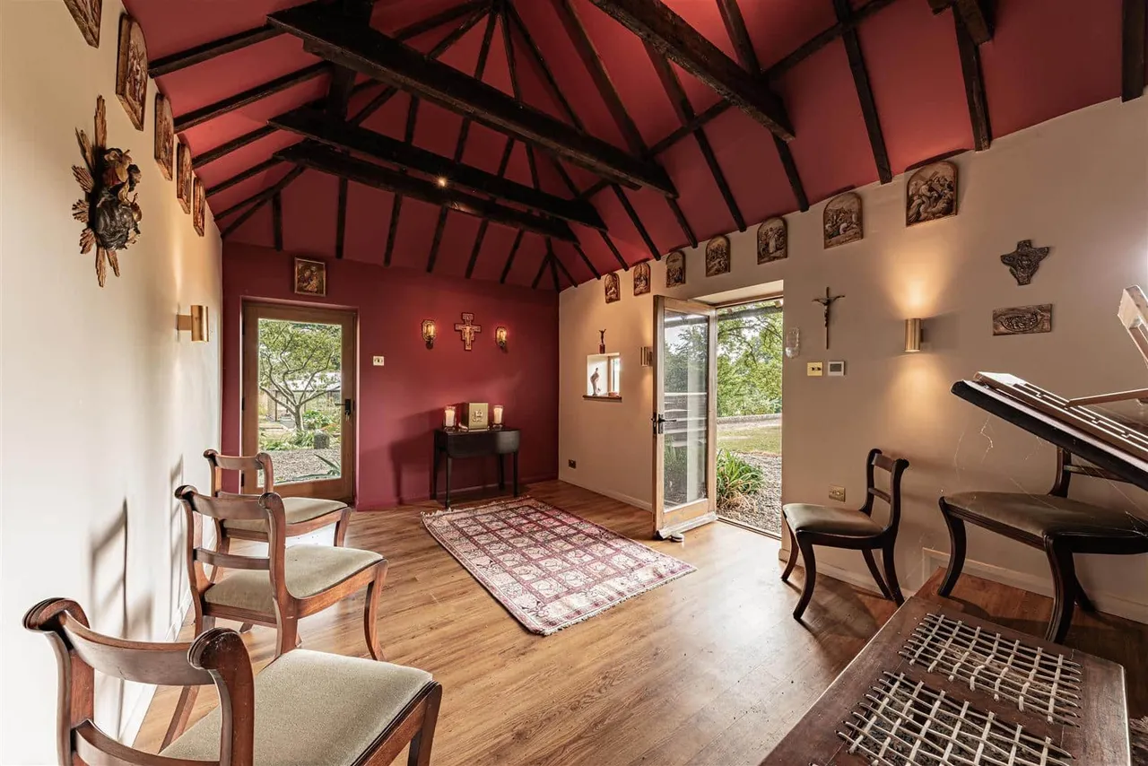 Longage Hill, Lyminge, Folkestone, Kent, CT18 8HB, photo 44