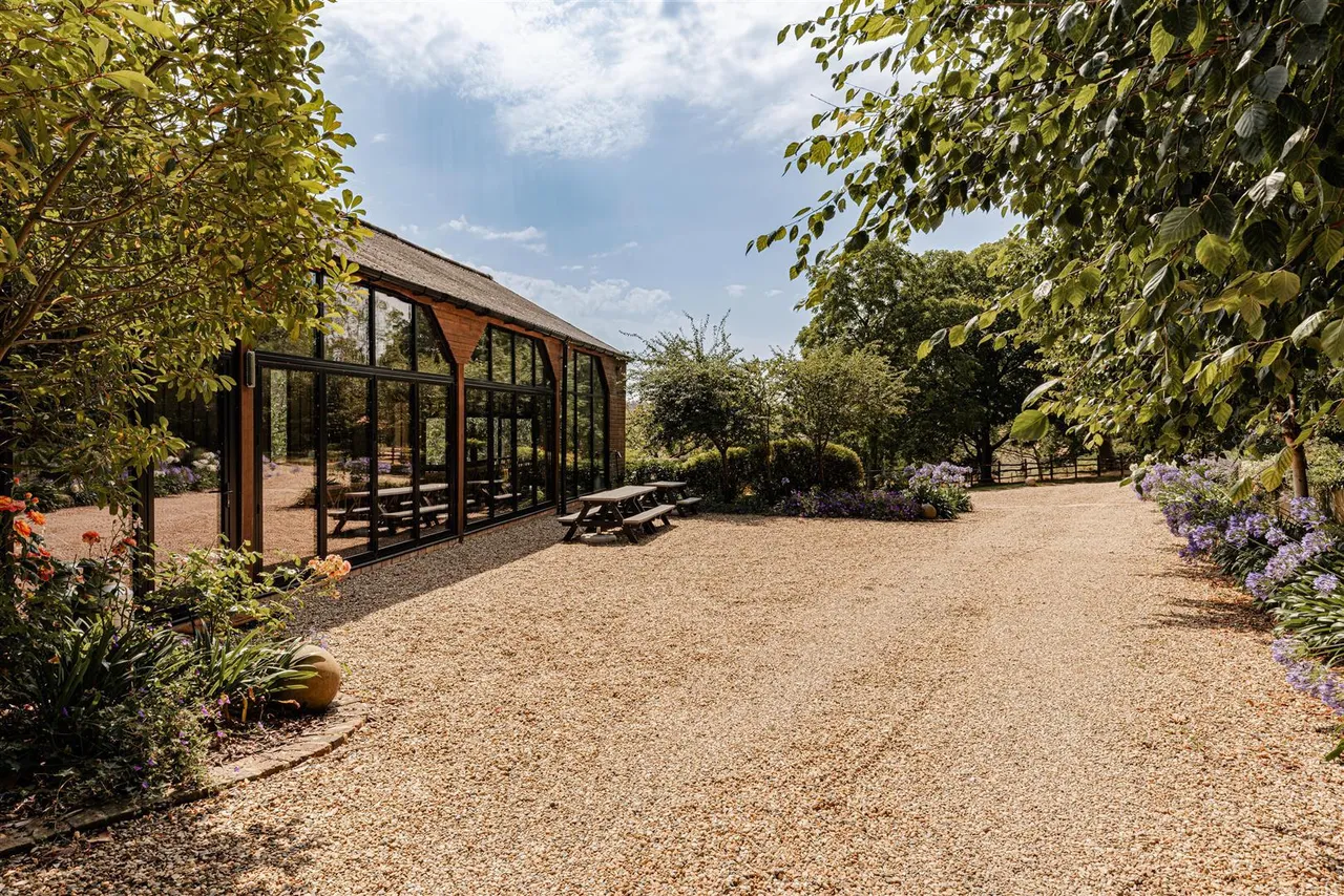 Longage Hill, Lyminge, Folkestone, Kent, CT18 8HB, photo 84