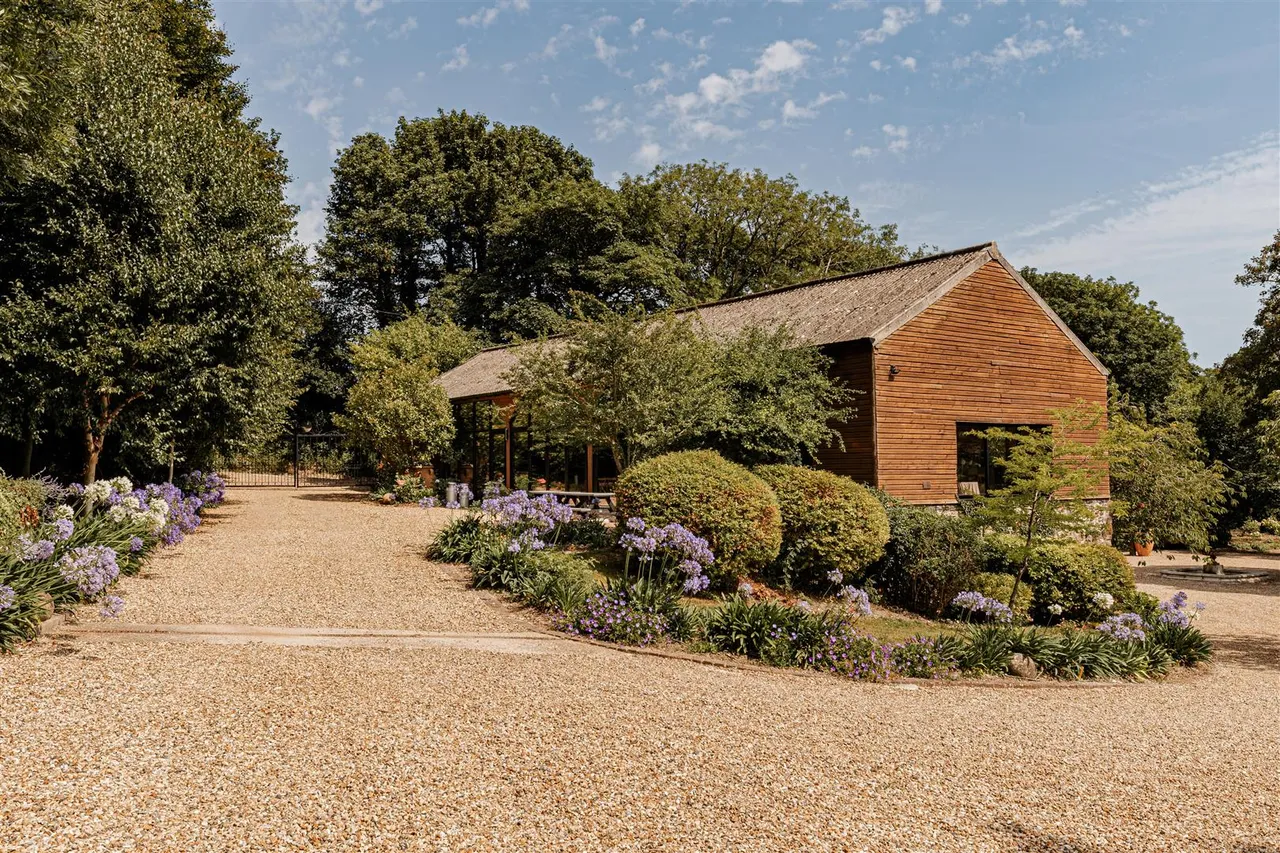 Longage Hill, Lyminge, Folkestone, Kent, CT18 8HB, photo 63