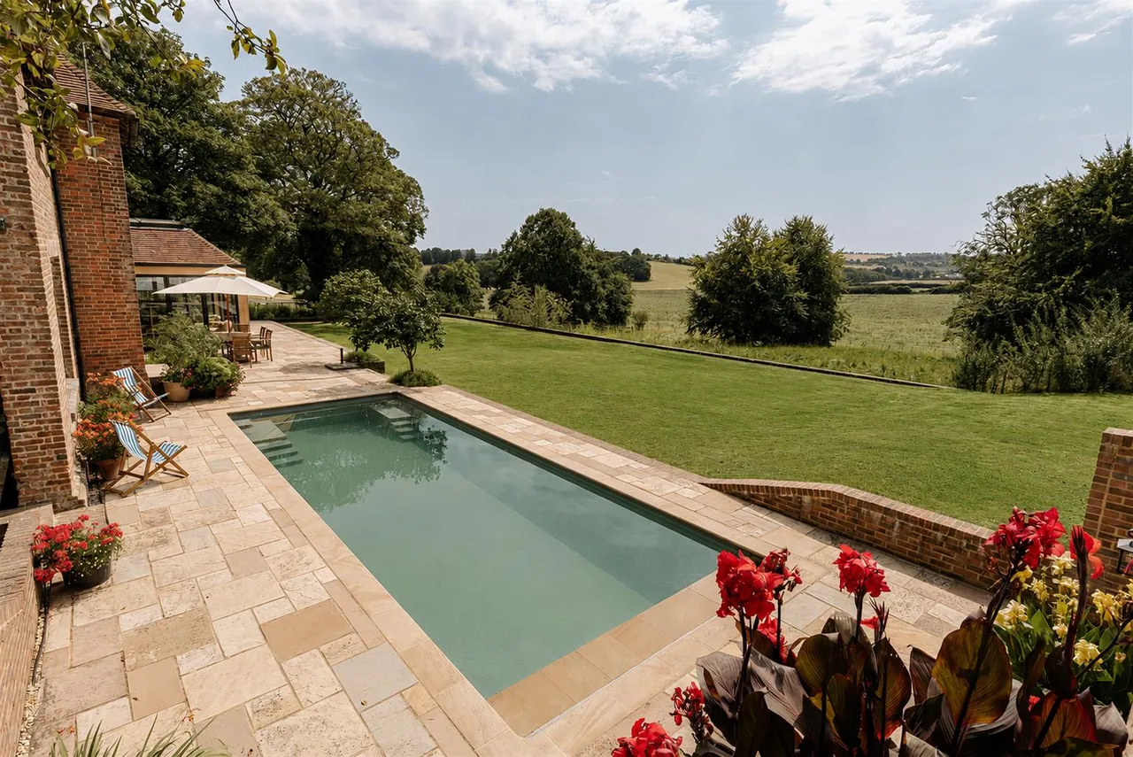 Longage Hill, Lyminge, Folkestone, Kent, CT18 8HB, photo 8