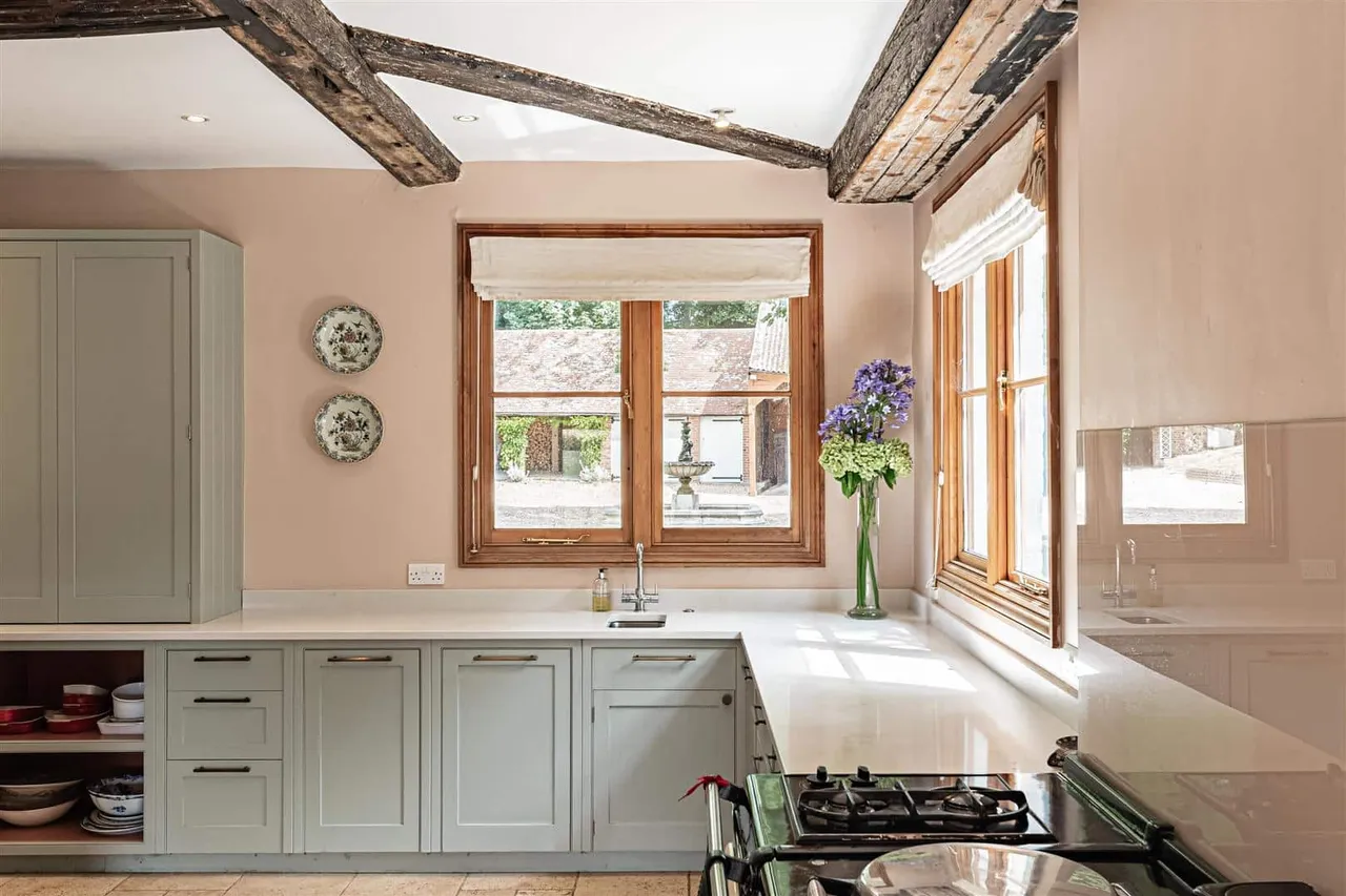 Longage Hill, Lyminge, Folkestone, Kent, CT18 8HB, photo 22