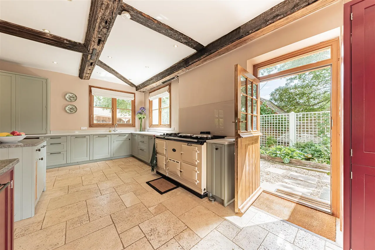 Longage Hill, Lyminge, Folkestone, Kent, CT18 8HB, photo 21