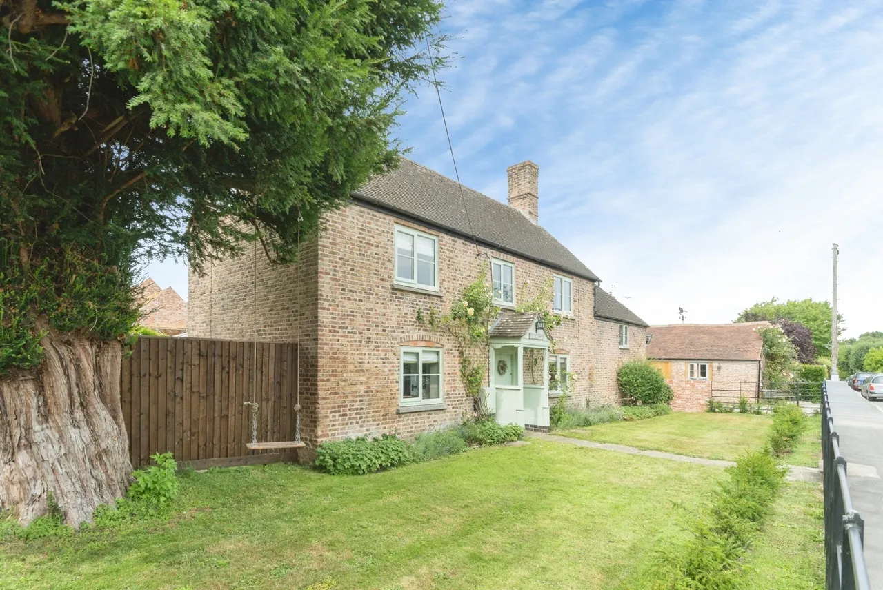 Churchend, Slimbridge, GL2, photo 31
