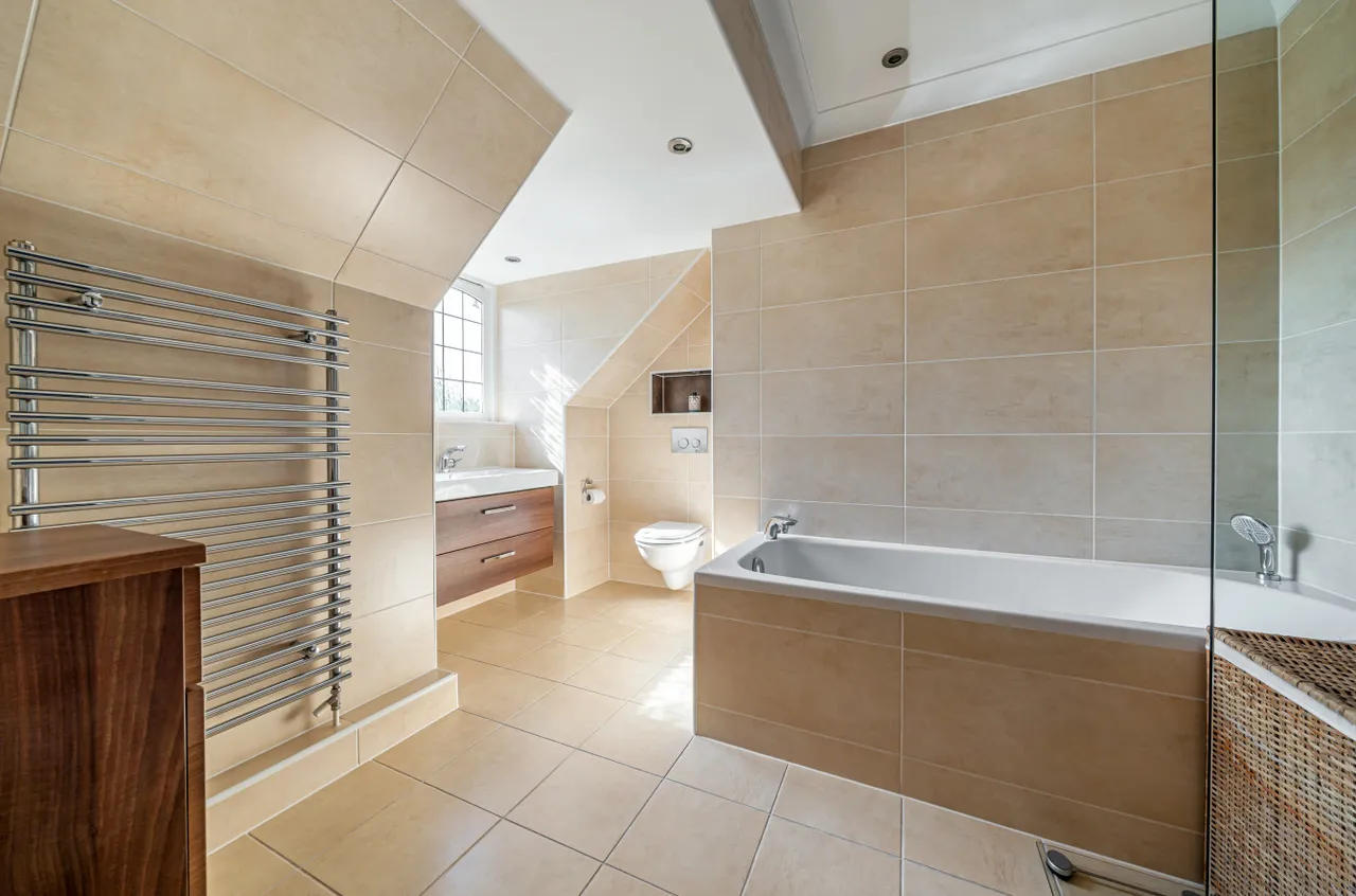 Fairlawn Park, Horsell, GU21, photo 20