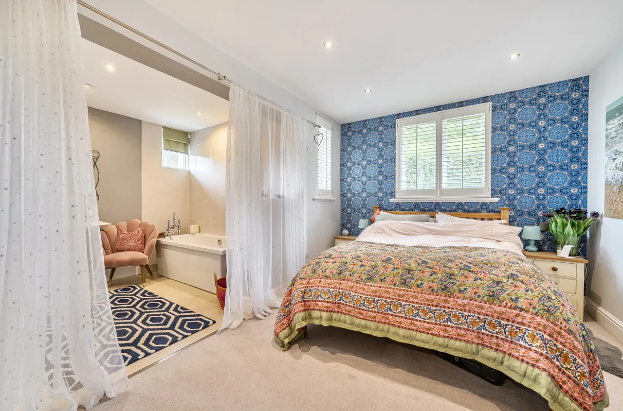 Alresford Road, Winchester, SO21, photo 12