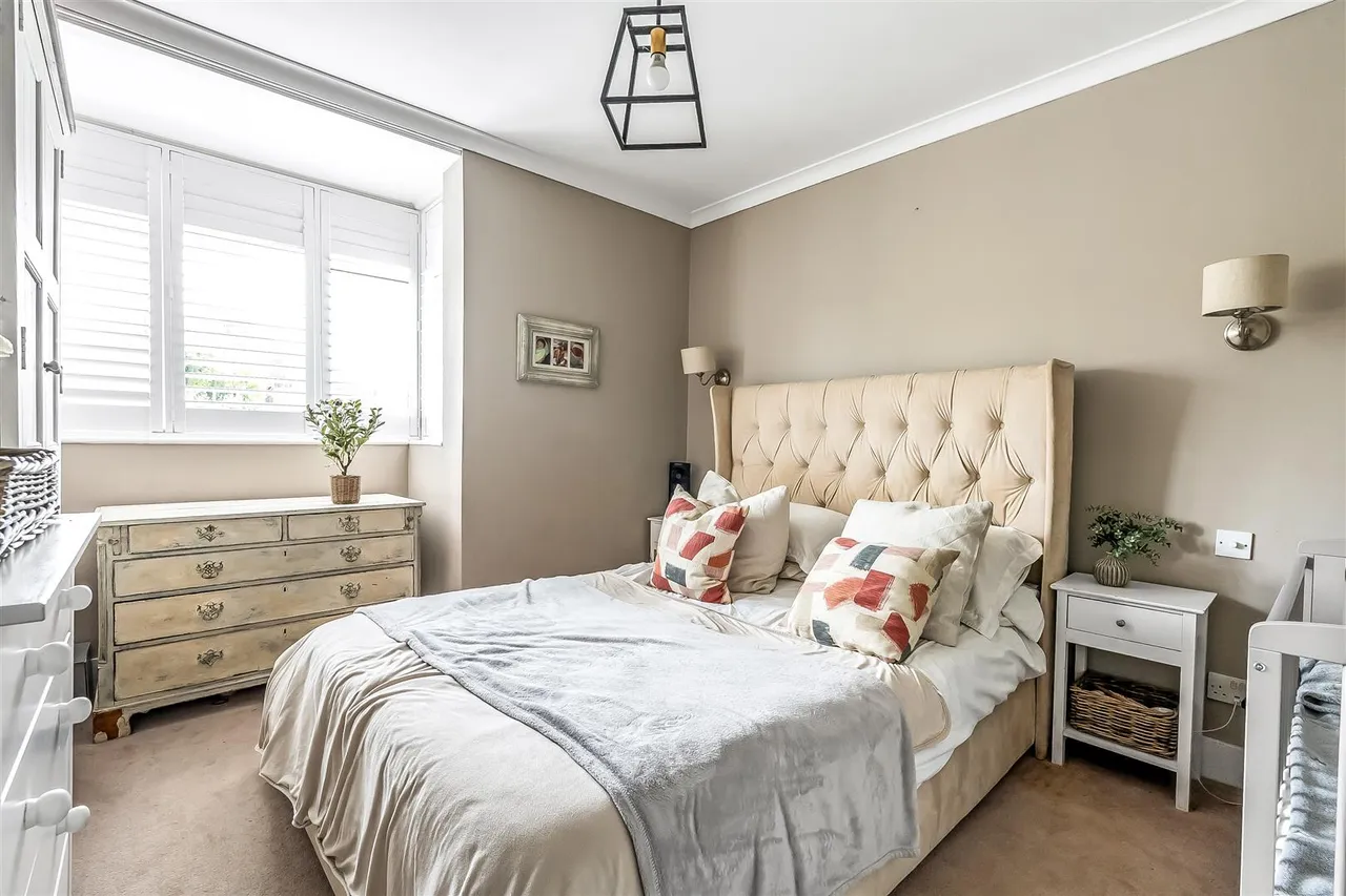 Park Walk, Ashtead, KT21, photo 9