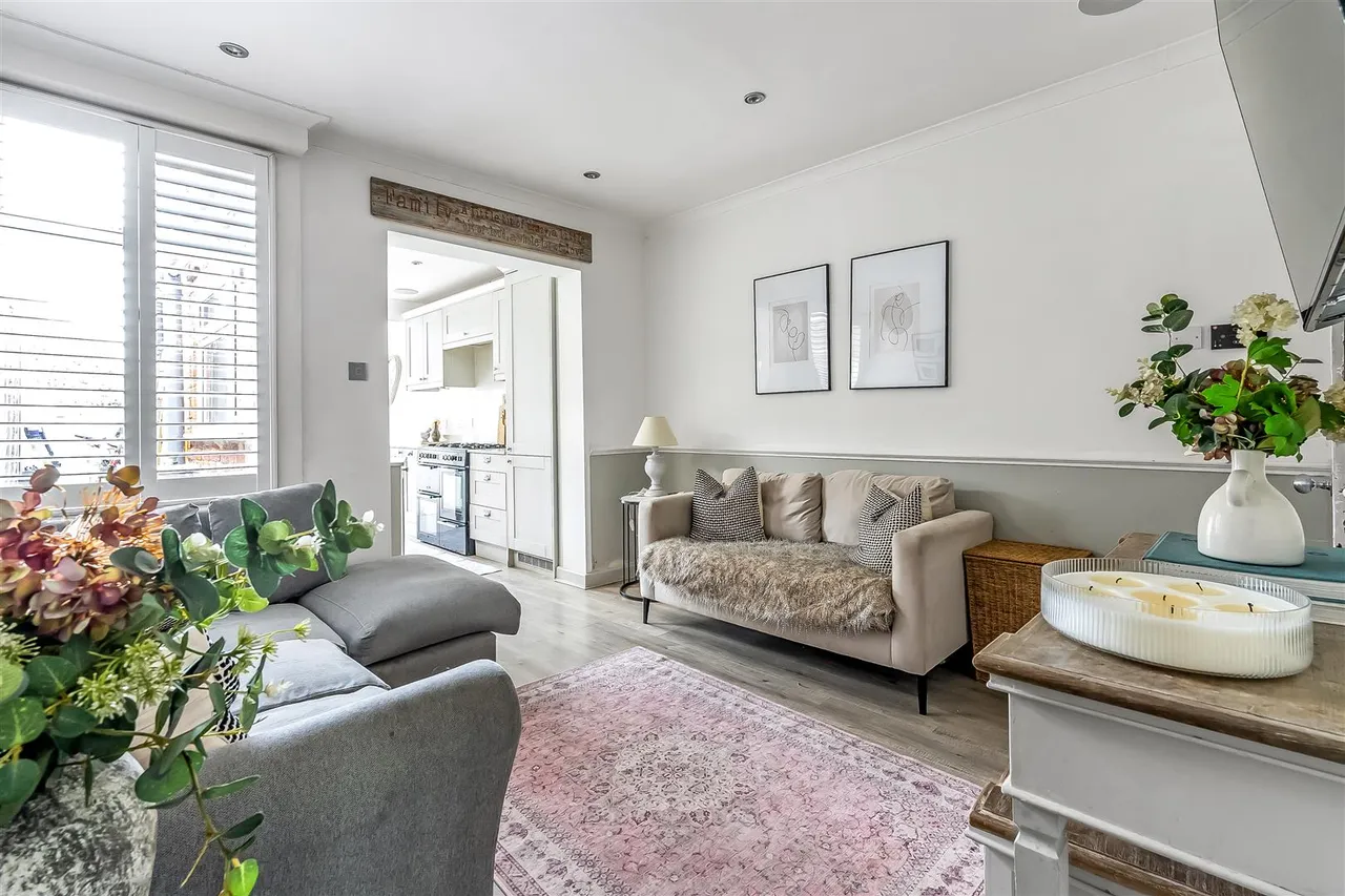 Park Walk, Ashtead, KT21, photo 5