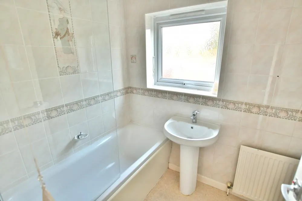 Leigh Road, Wimborne, BH21, photo 6