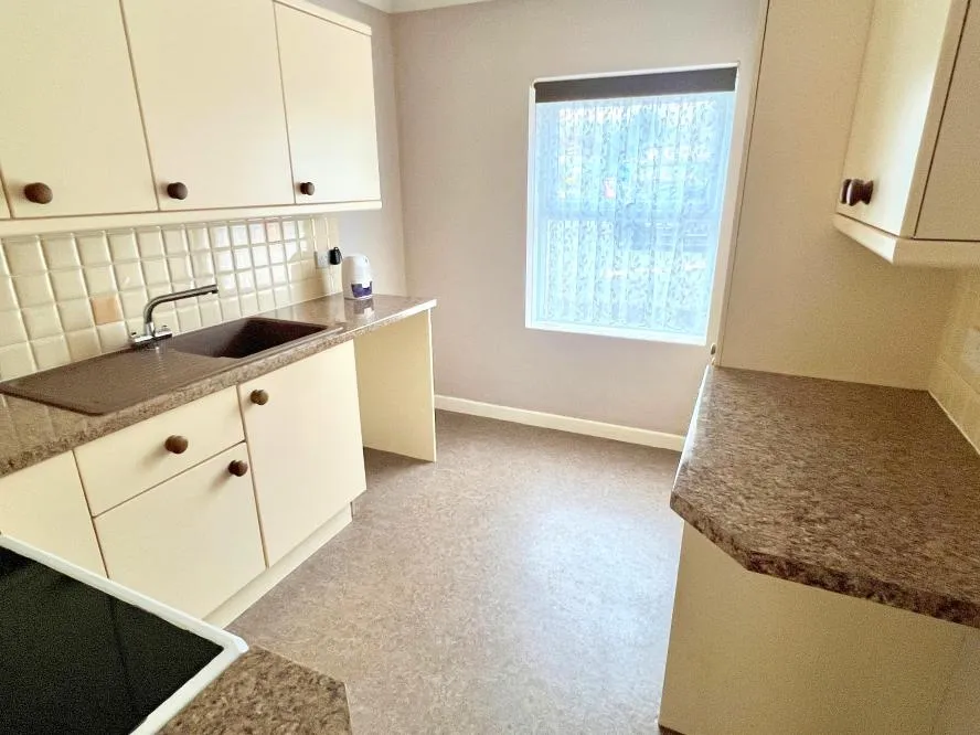 Leigh Road, Wimborne, BH21, photo 3
